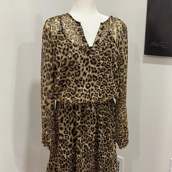 White House Black Market Leopard Print Long Sleeve Dress - Picture 4 of 9